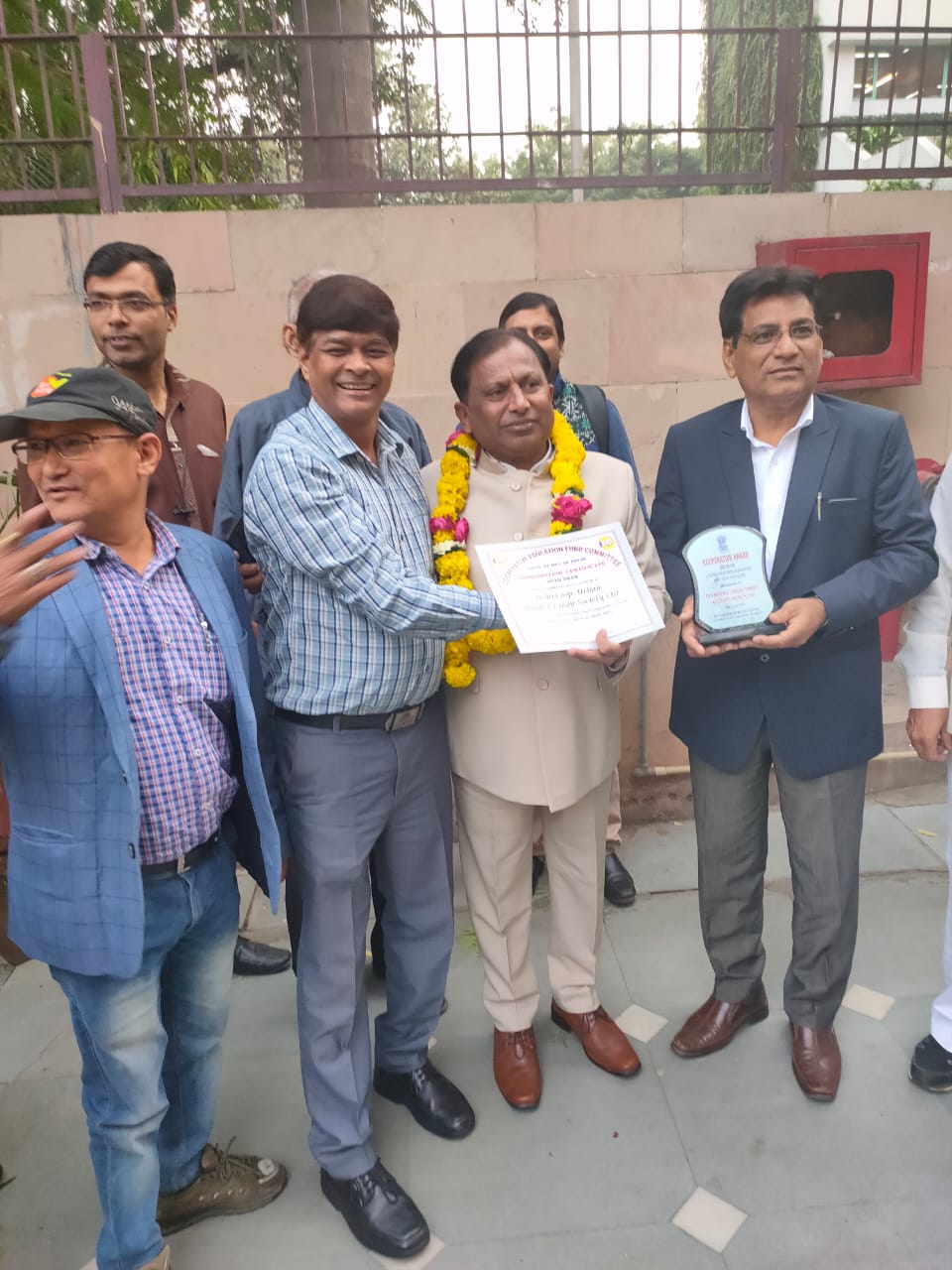 AGM19